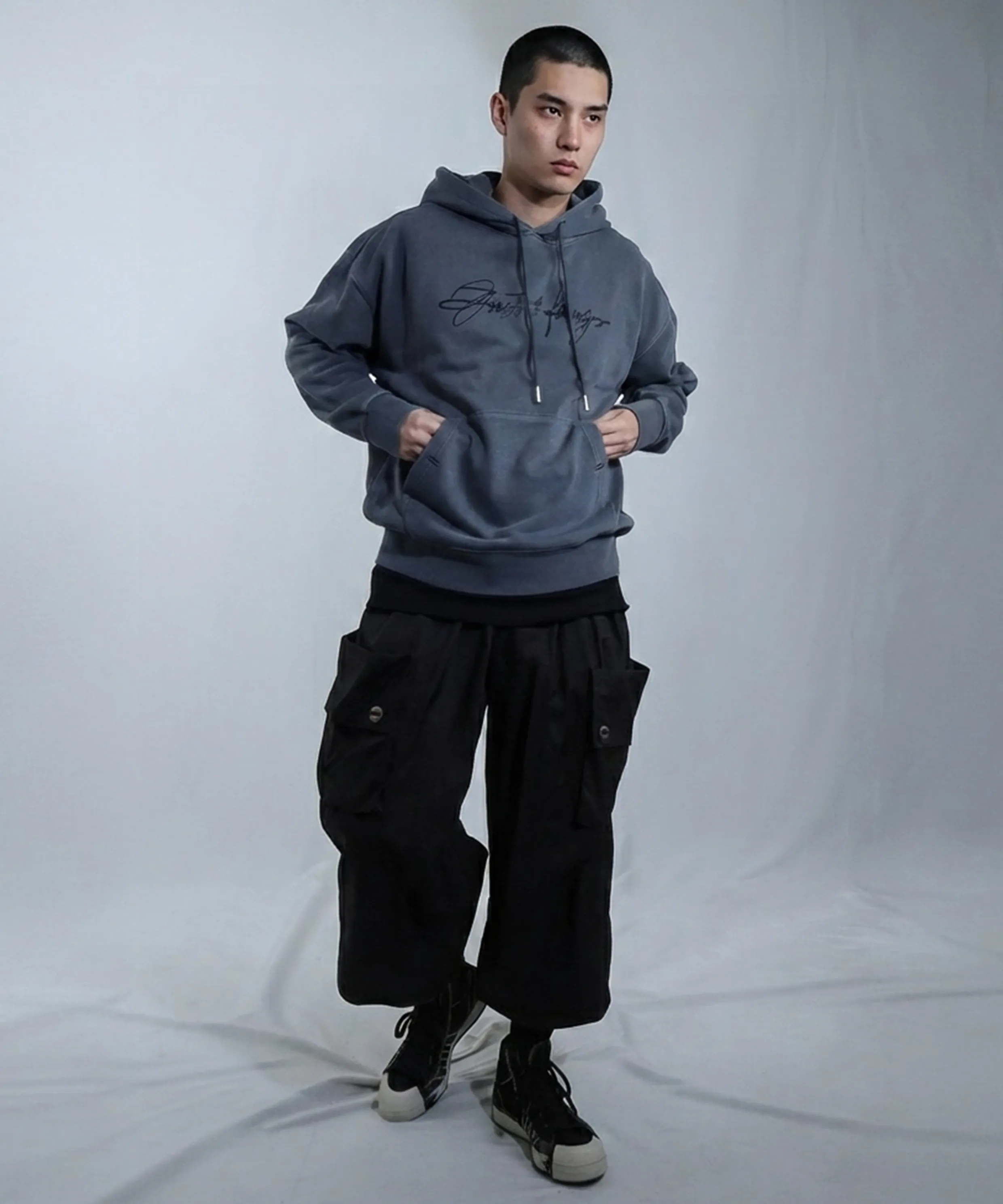 Pigment Stitch Big Logo Hoodie [Charcoal Blue]