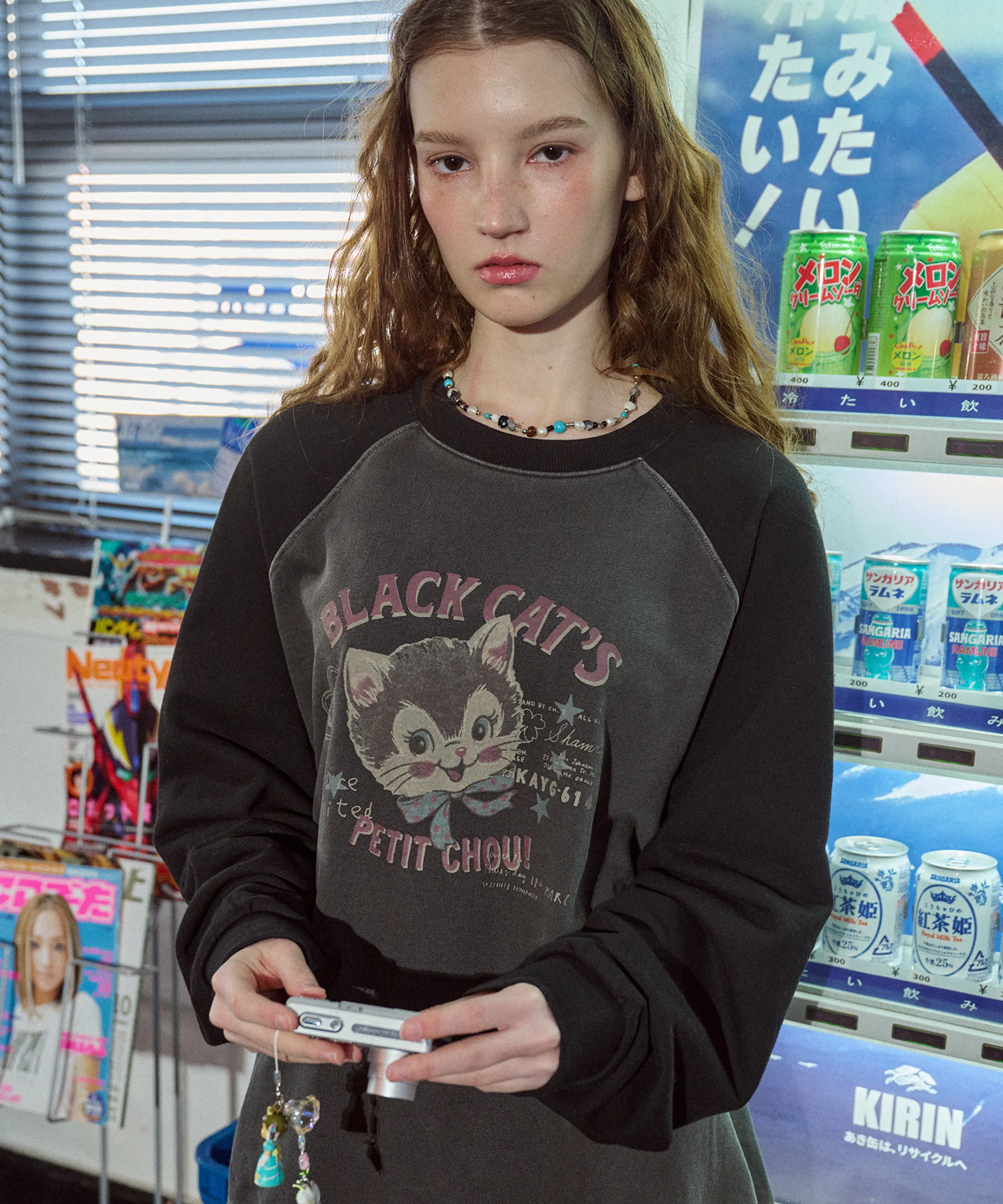 Black Cat Raglan Pigment Sweatshirt Smoke Black