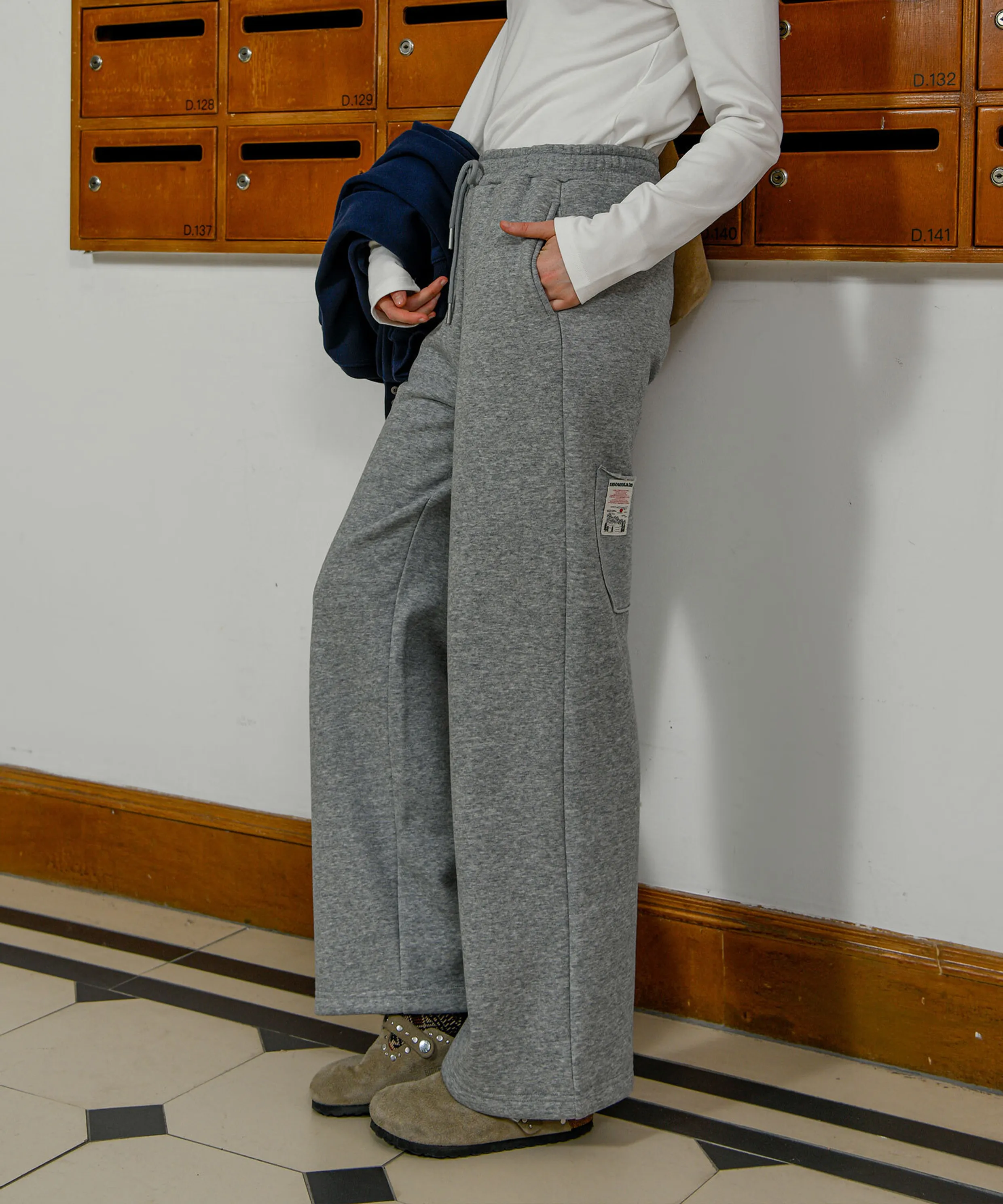 Fleece Lined White Pocket Pants (YZPT2509033)