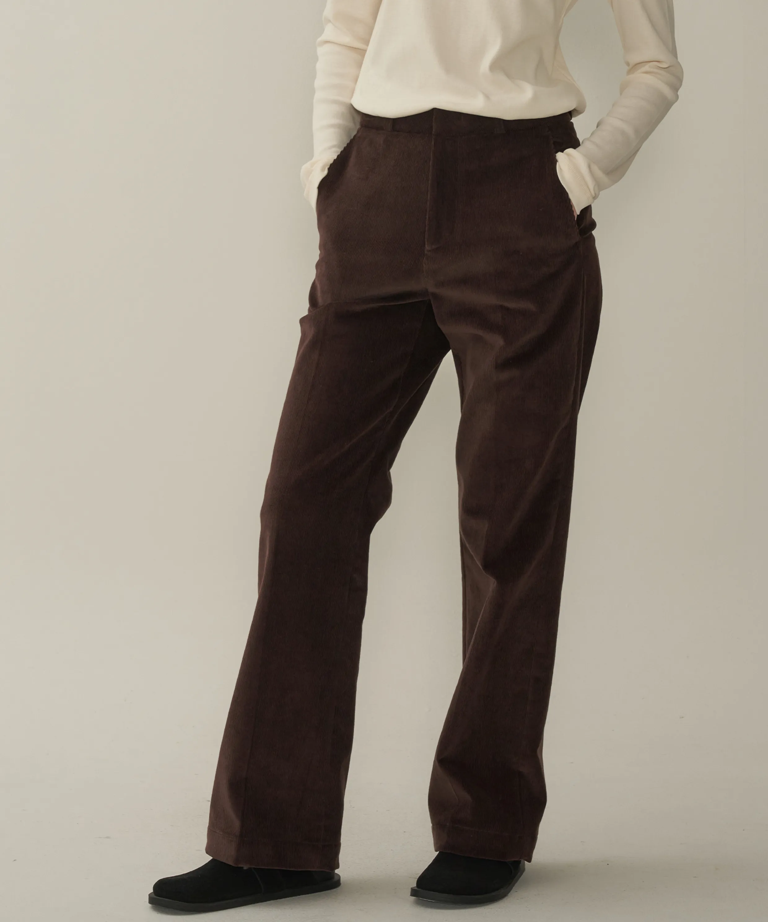Corduroy Classic Bootcut - Green 3 Corduroy Classic Bootcut - Green