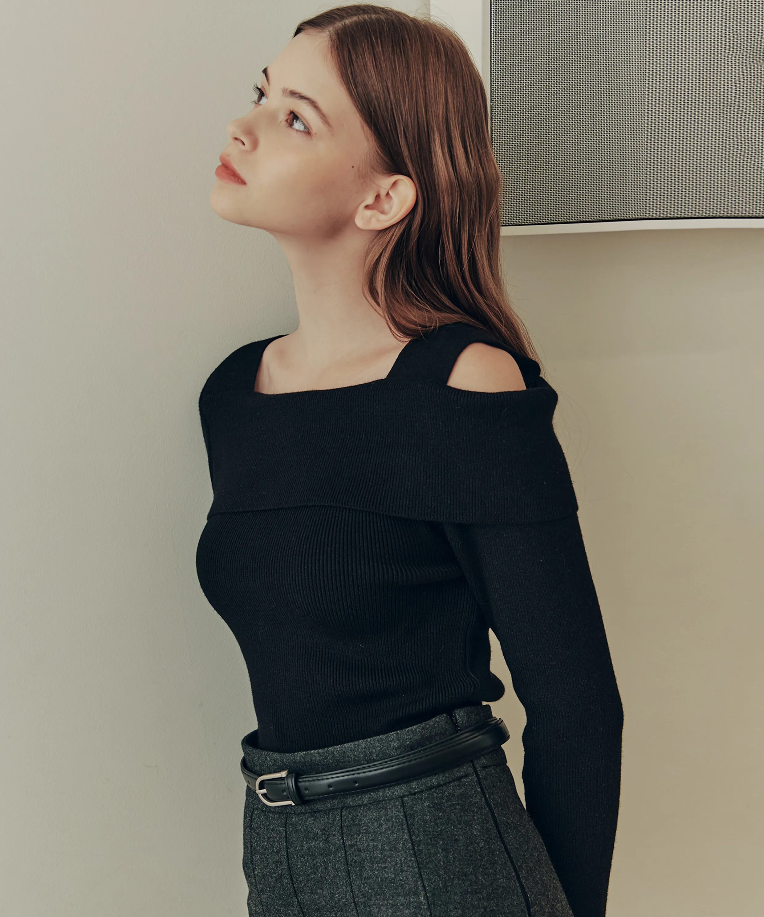 [5 Colors] Solid Unbalanced Off-Shoulder Sweater