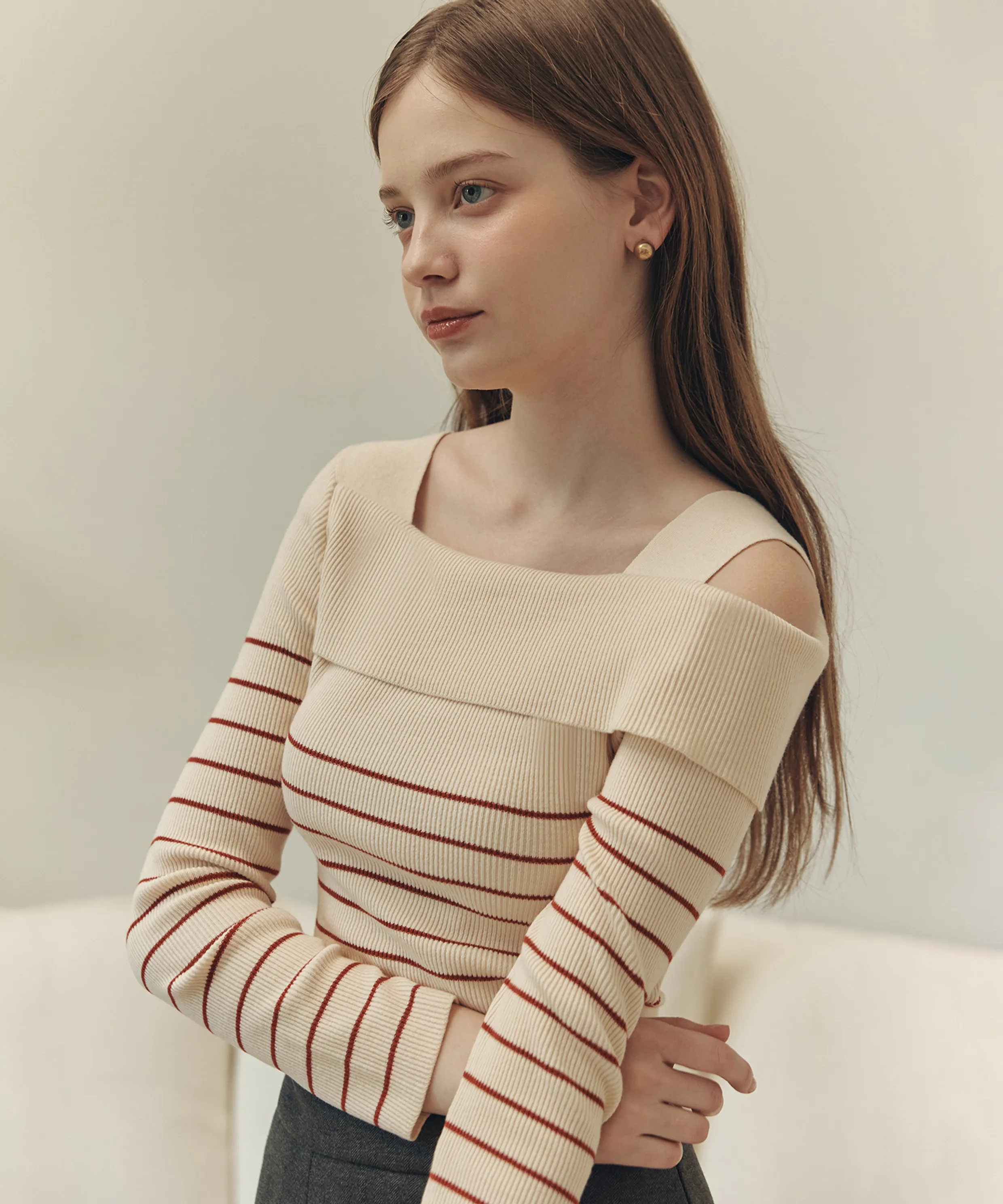 [5 Colors] Solid Unbalanced Off-Shoulder Sweater