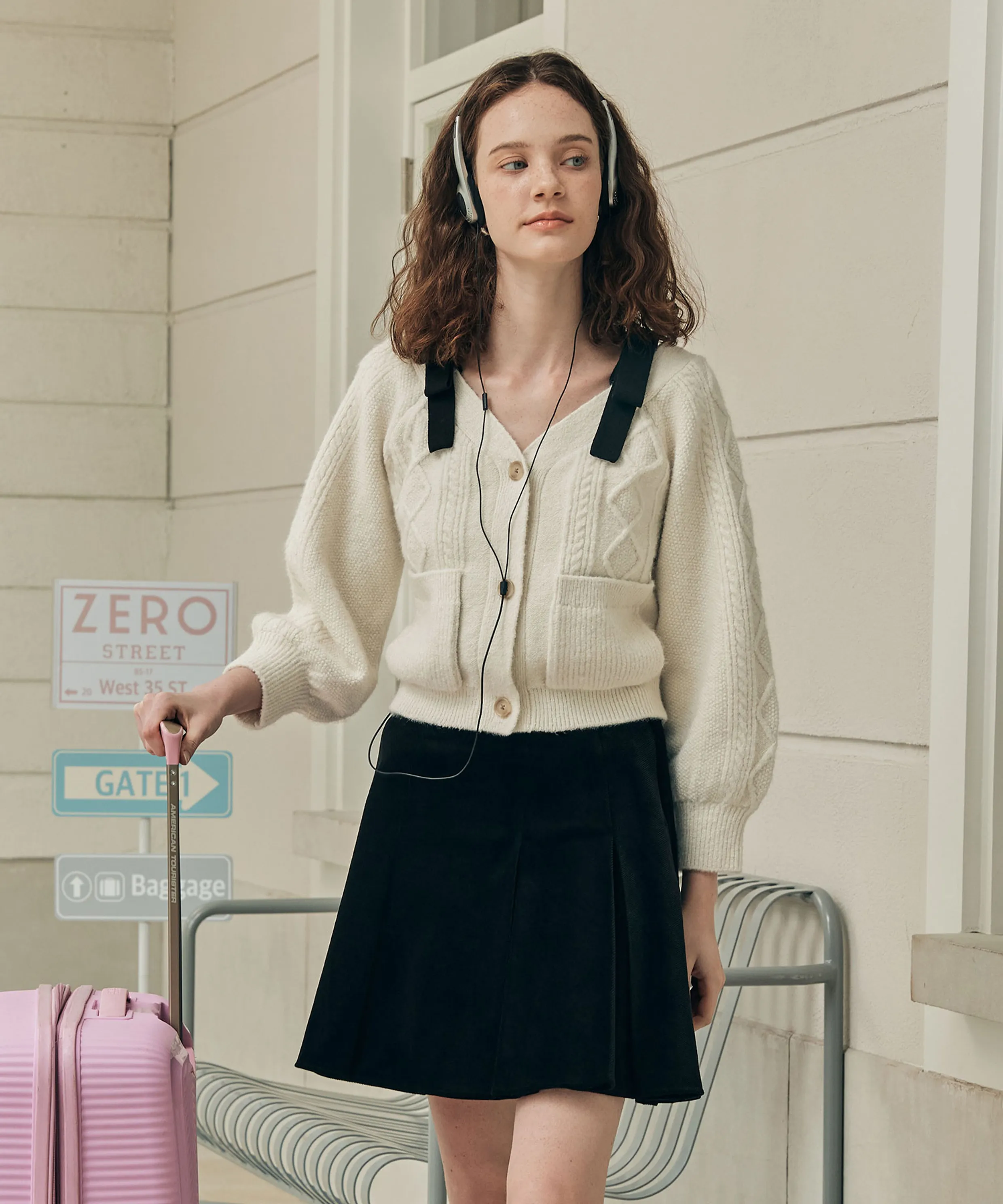 [2 Colors] Little Heart Cashmere Cardigan & Muffler Set